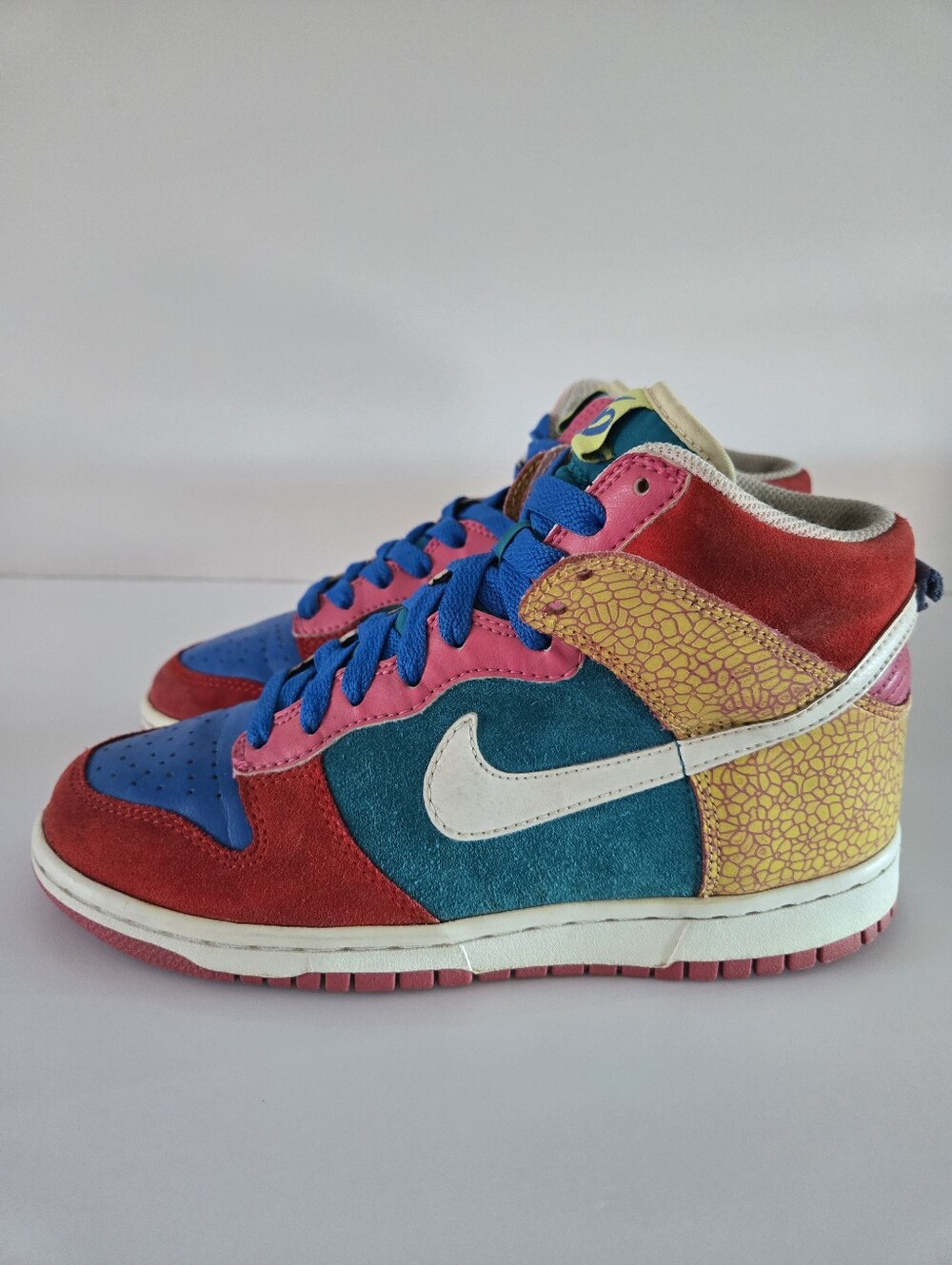 NIKE DUNK HIGH "MULTI-COLOR GRADIENT" (W) | US Women's 7.5 - Picture 5 of 15